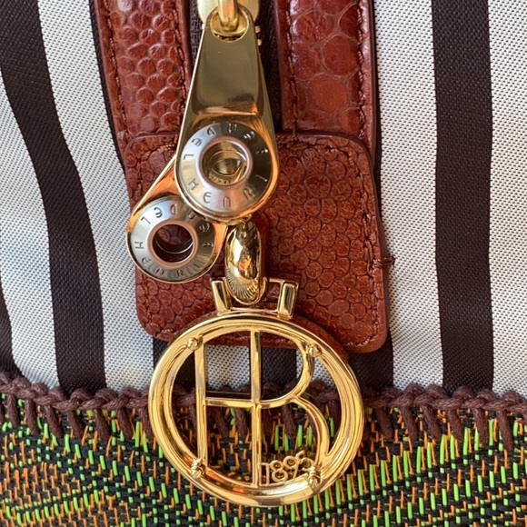 Henri Bendel NWT B&W Plus Barrel Woven Artdeco Bag - Picture 6 of 17